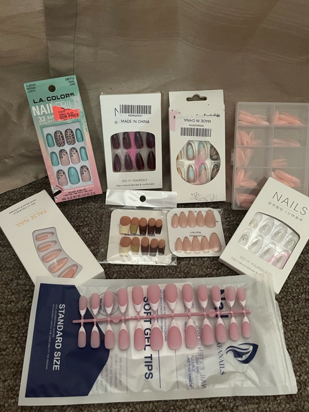Assorted Press-On Nail bundle